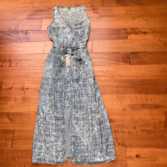 Split Front Plaid Chambray Midi Dress Size 4 by Kut From The Kloth Jules - Picture 3 of 16